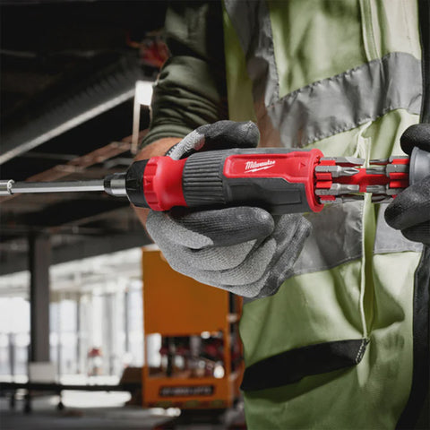 Milwaukee 14-In-1 Ratchet Multi-Bit Screwdriver 4932480582