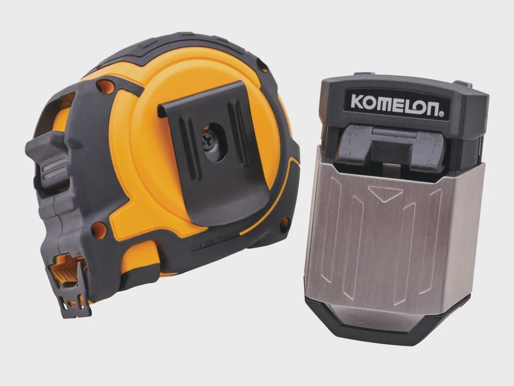 Komelon KOMCON826QD 8m (26ft) Contractors Tape With Free Belt Clip CON8MXMS