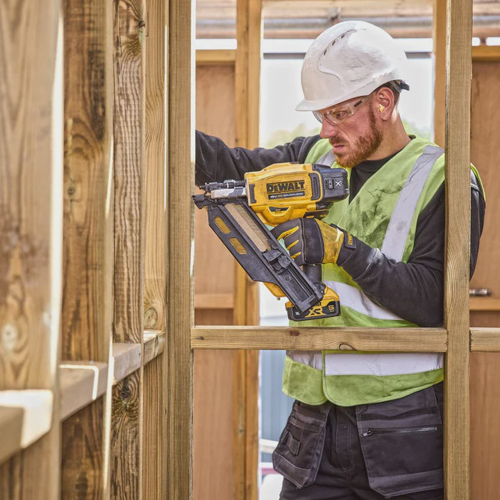Dewalt DCN930N 18V XR Brushless 90mm First Fix Framing Nailer Body Only