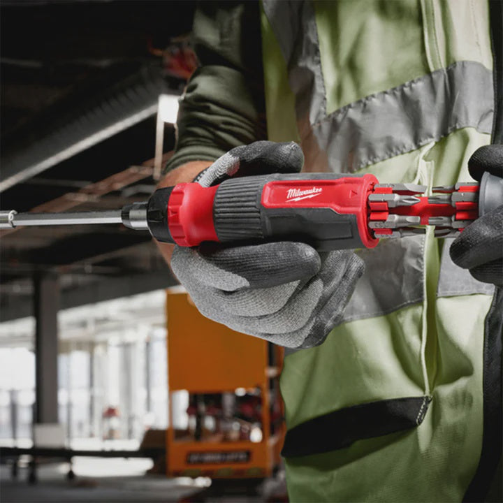 Milwaukee 14-In-1 Ratchet Multi-Bit Screwdriver 4932480582