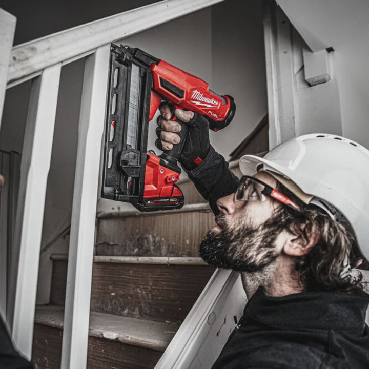 Milwaukee M18FN16GA-0X 18V 16G Angled Finish Nailer Body only 4933478094