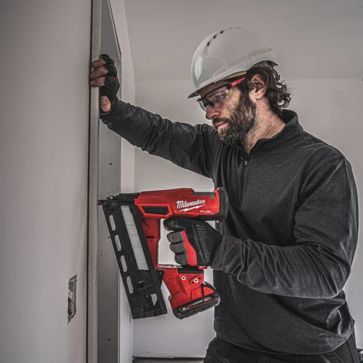 Milwaukee M18FN16GA-0X 18V 16G Angled Finish Nailer Body only 4933478094