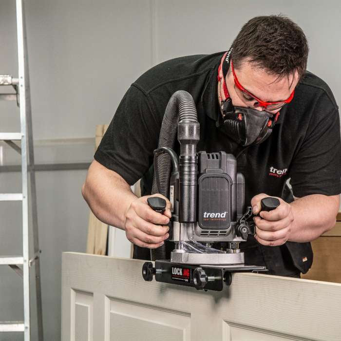Trend T14EK 1/2in Dual Mode Plunge Router 240V/2300W with Carry Case