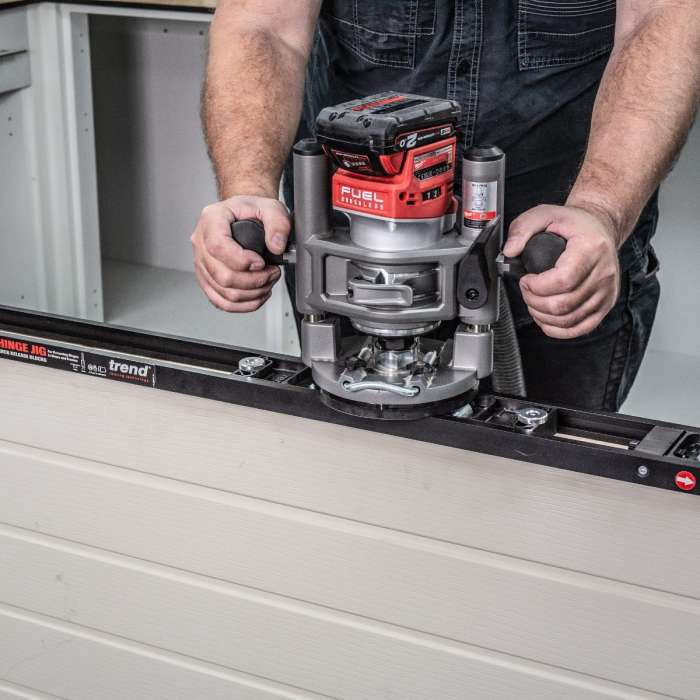 TREND UNIBASE/150 - 150mm Universal Plunge Router Sub-Base