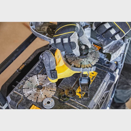 DeWalt DCG200T2 54V XR Flexvolt Brushless Wall Chaser with 2 x 6.0Ah Batteries Charger & Case