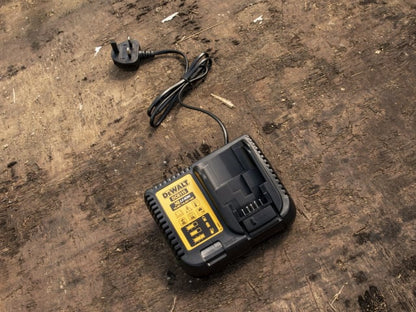 DeWalt DCK2532P2 18V XR Brushless Hammer Drill & Impact Driver With 2 x 5.0Ah Batteries Charger