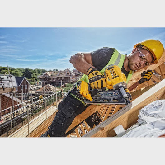 DeWalt DCN692N 18V XR Brushless 90mm First Fix Framing Nailer Body Only