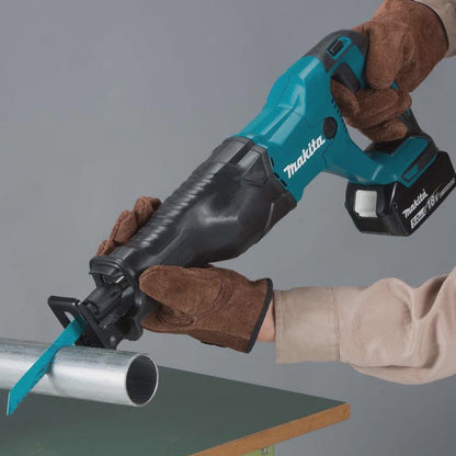 Makita DJR186Z 18V Reciprocating Sabre Saw with 2 x 5.0Ah Batteries & Charger in Case