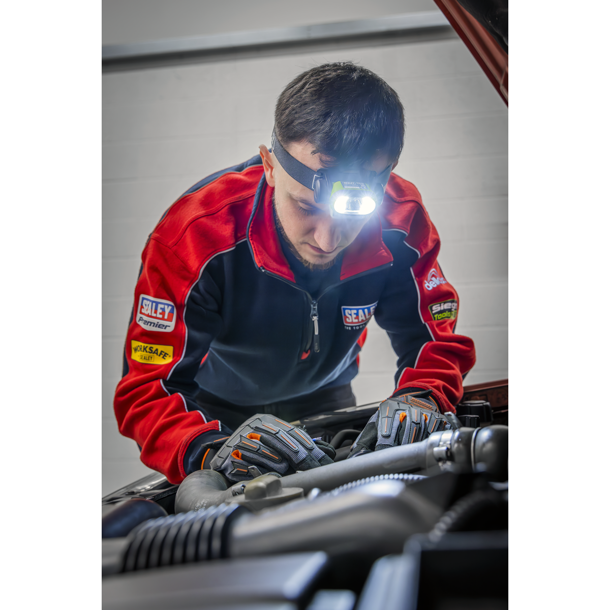 Sealey HT400LED Rechargeable Head Torch with Auto-Sensor 5W & 3W COB LED